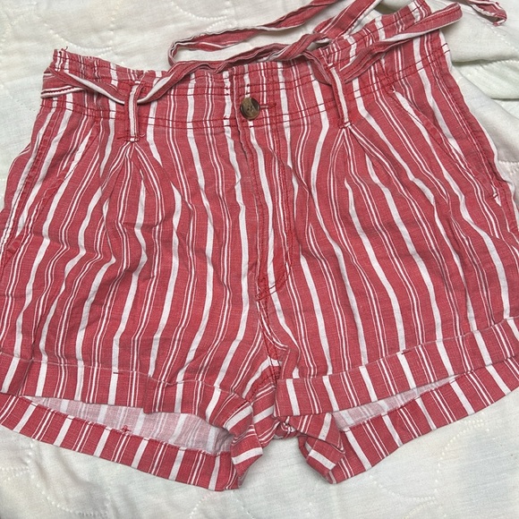 American Eagle women striped shorts - Picture 6 of 11